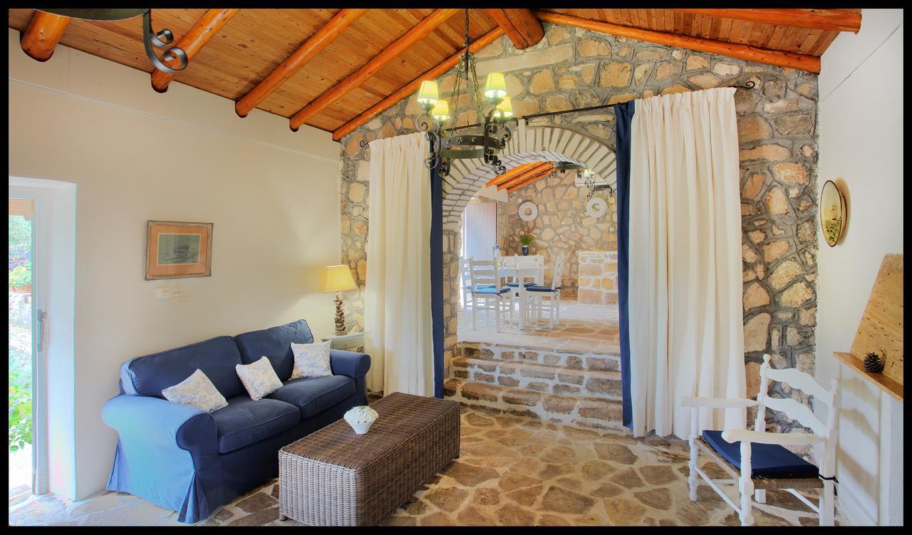 Glyfada Beach Villas Longós 外观 照片